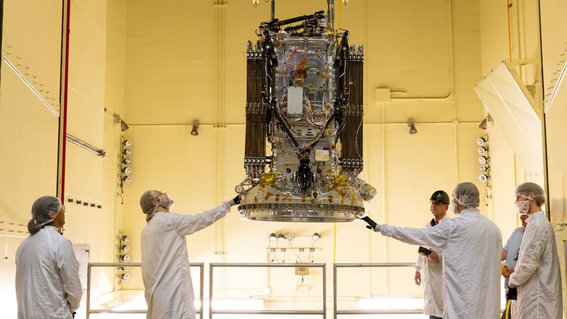 NASA's Bold Satellite Rescue Mission: Can Katalyst Space Save the Swift Observatory?