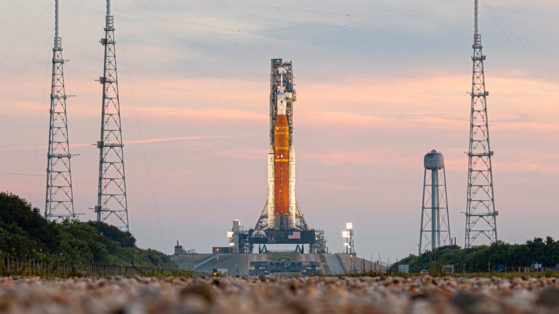 Kennedy Space Center Not Ready for the Era of Super Heavy Rockets, Report Warns
