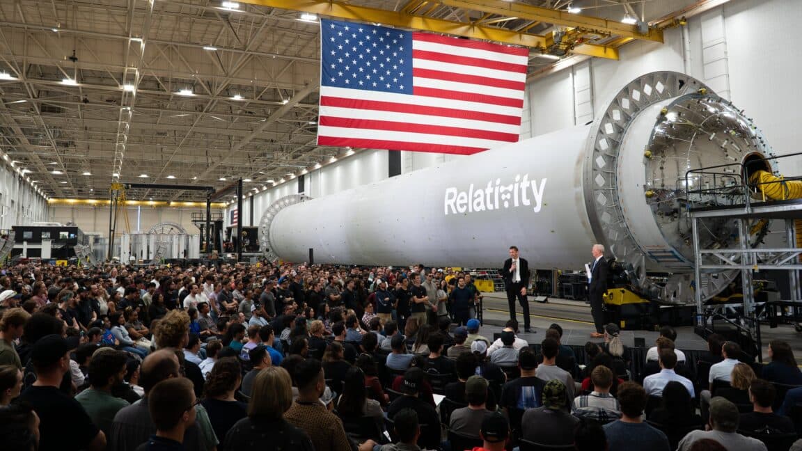 Rocket Report: Blue Origin Rebuild, Relativity Targets Mars, and the Latest on Starship Flight 13